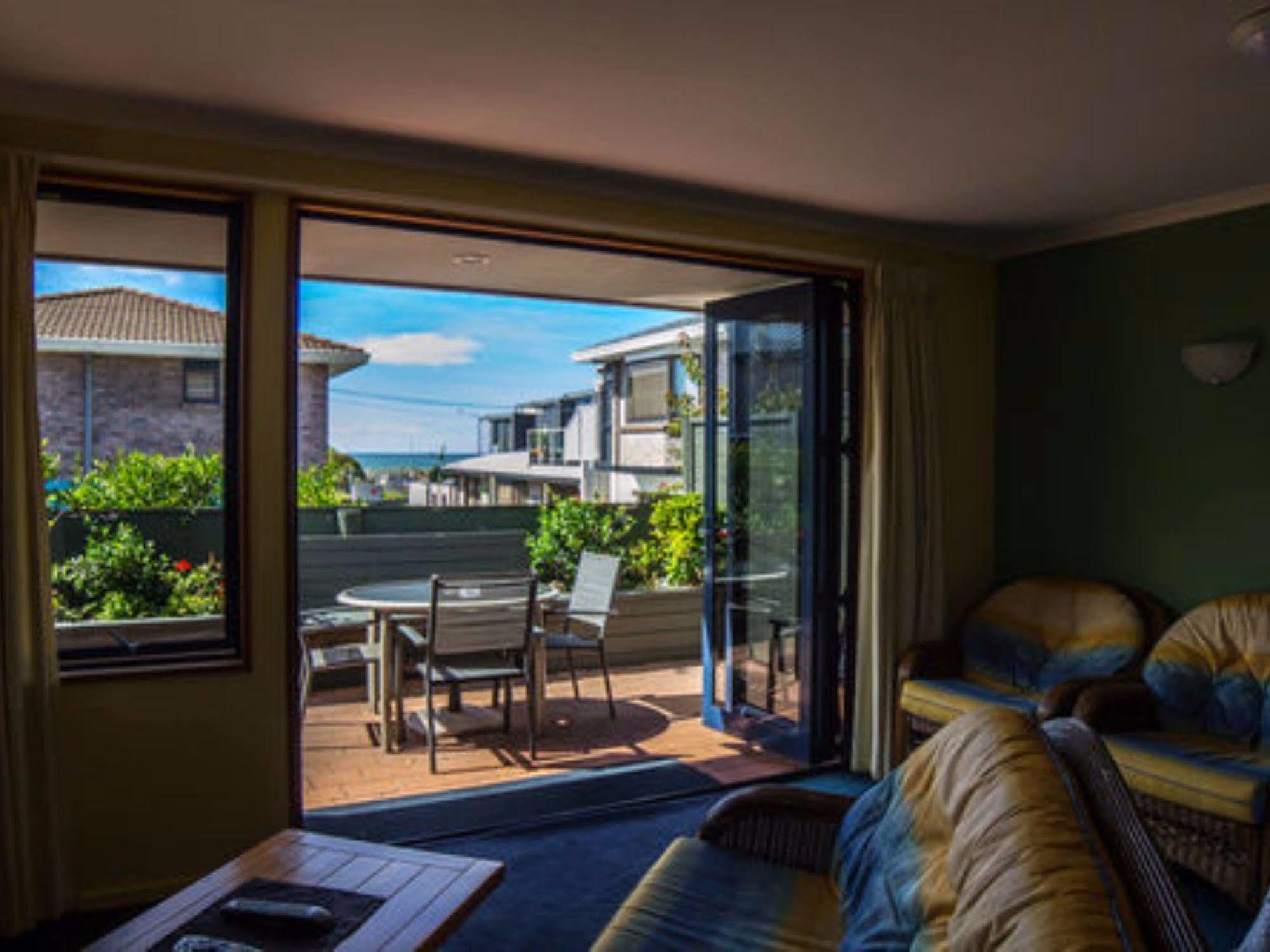 Boatshed Motel Apartments Mount Maunganui Exterior foto