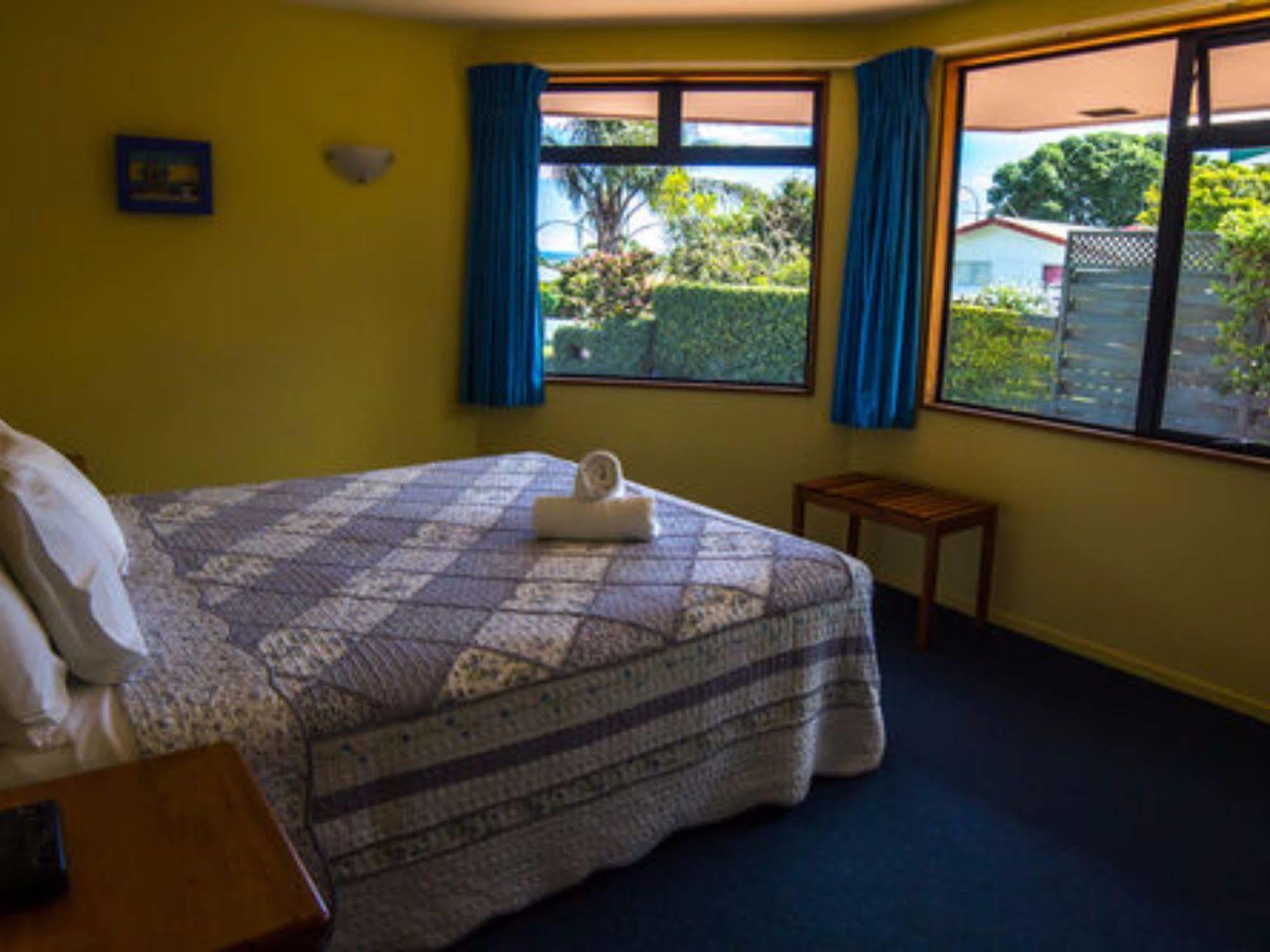 Boatshed Motel Apartments Mount Maunganui Exterior foto